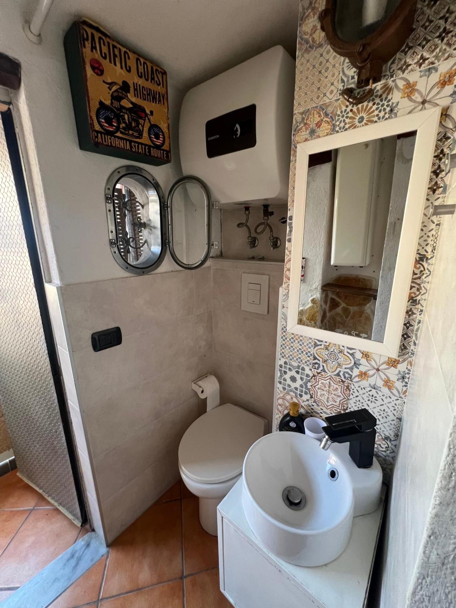 L'Homme Tranquille Apartment Salerno Exterior photo